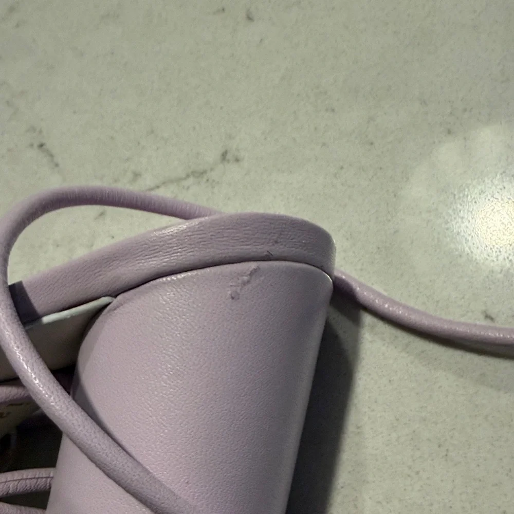 Gianni Bini leather strappy ankle wrap toe loop sandals Size 10M Color Purple